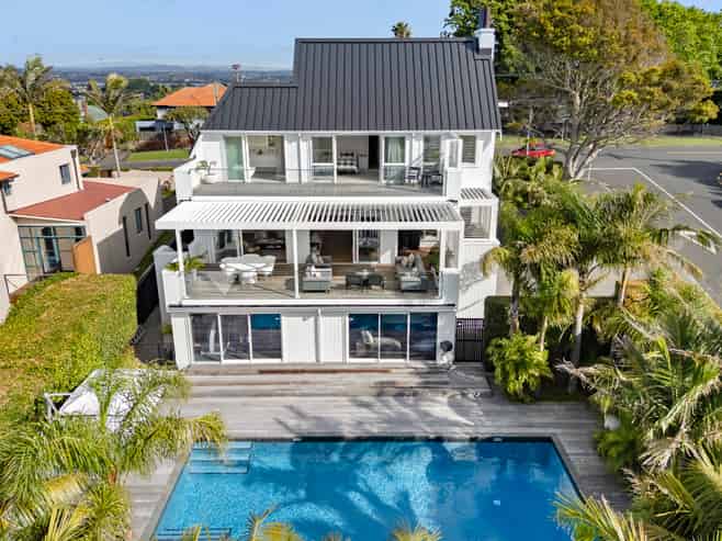 303 St Heliers Bay Road, Saint Heliers