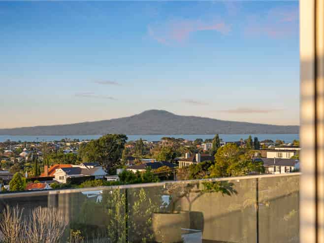 303 St Heliers Bay Road, Saint Heliers