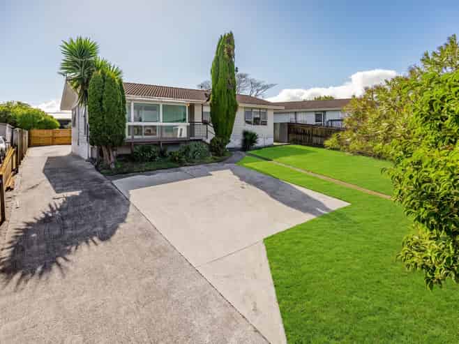41 Moncrieff Avenue, Manurewa