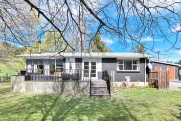 2130 Omihi Road, Greta Valley