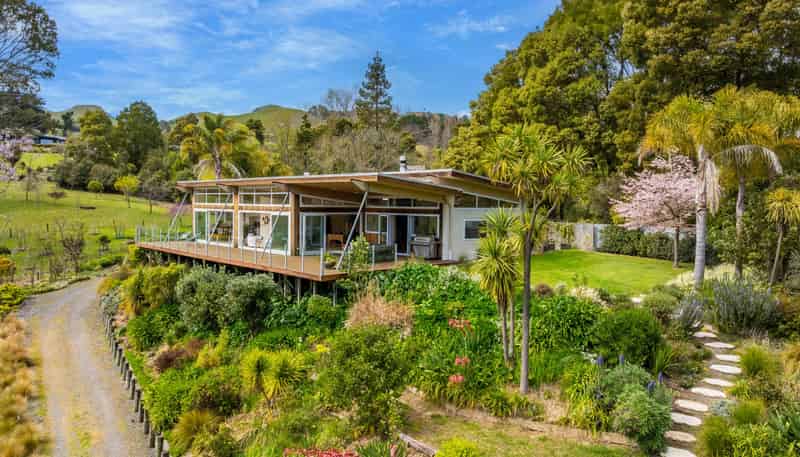 139 Tauroa Road, Havelock North