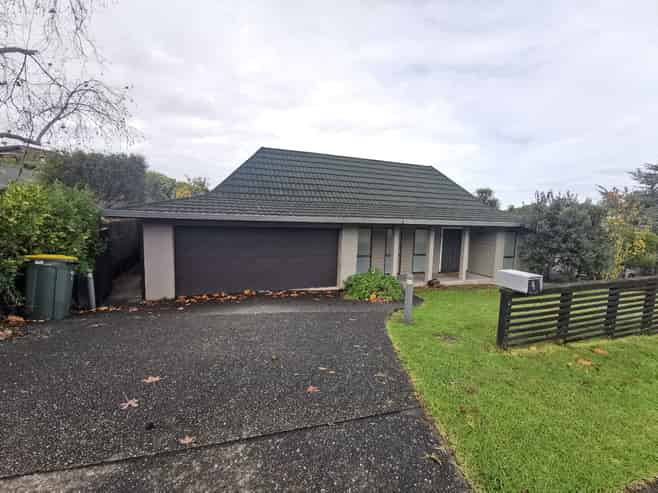 4 Jeanette Place, Mairangi Bay