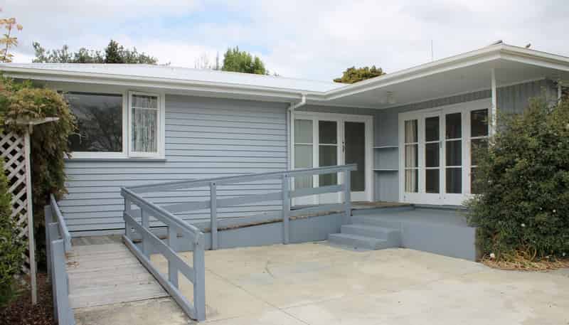11 Masefield Drive, Enderley