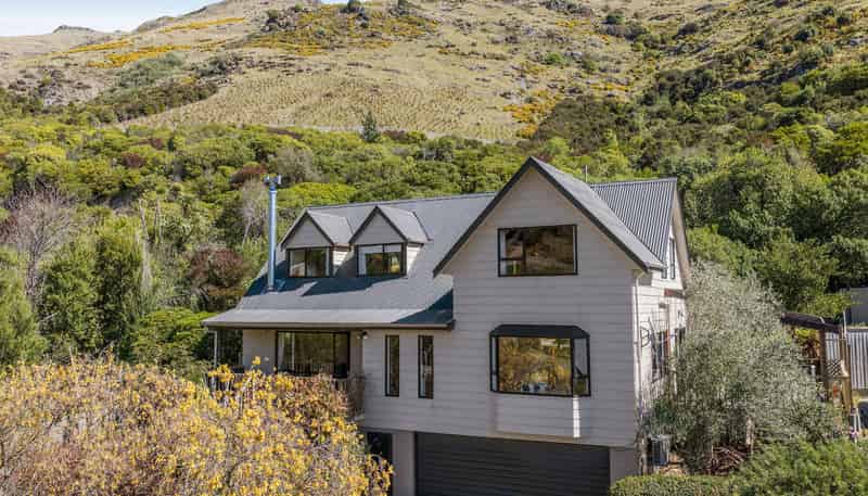 8 Heathvale Place, Heathcote Valley