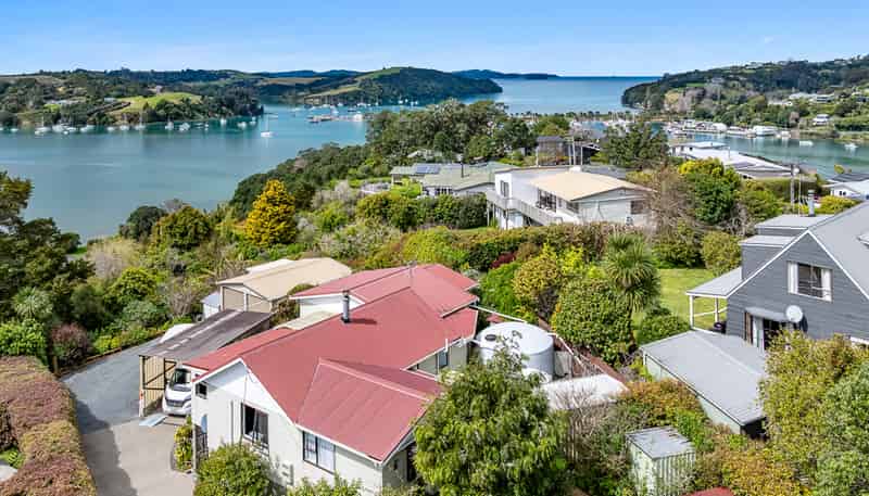 33 Green Road, Matakana