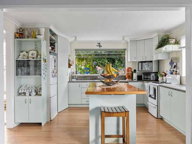 33 Green Road, Matakana