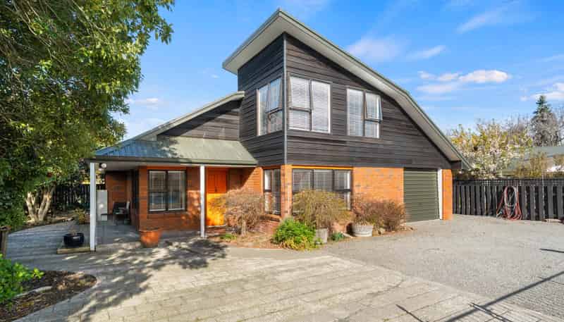 10A Opaki Road, Lansdowne