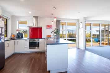75 Mapua Drive, Mapua