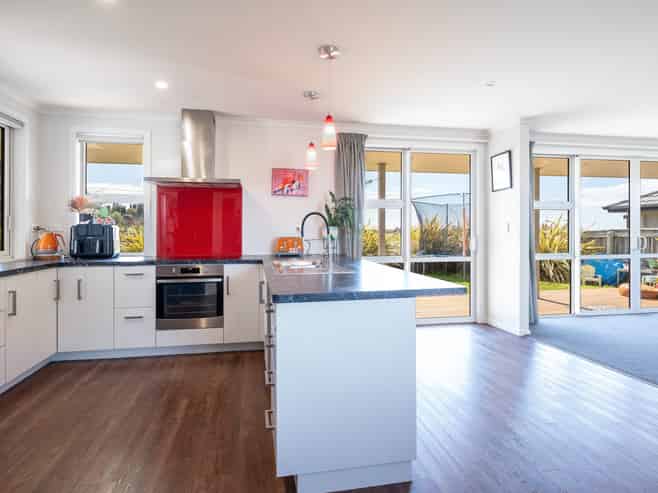 75 Mapua Drive, Mapua