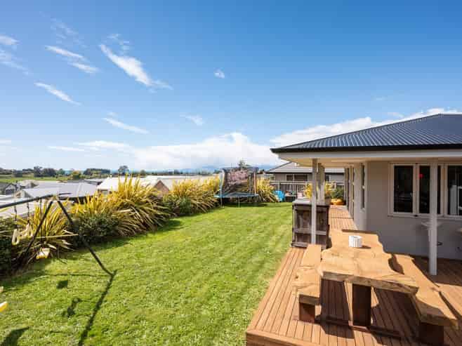 75 Mapua Drive, Mapua