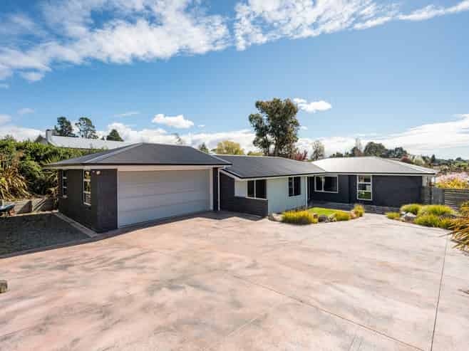 75 Mapua Drive, Mapua