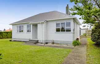 65 Domett Street, Opunake