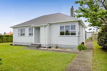 65 Domett Street, Opunake
