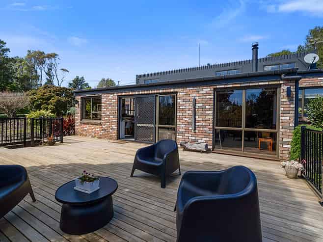 596 Carrington Road, Hurworth
