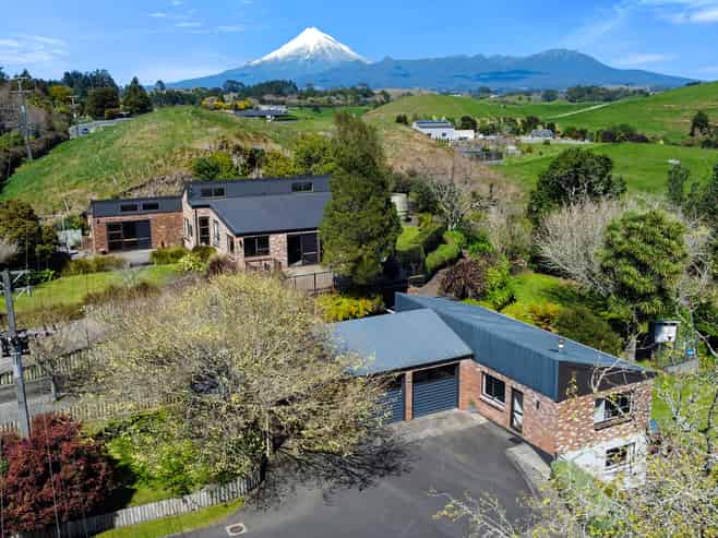 596 Carrington Road, Hurworth
