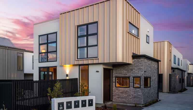 1/96 Innes Road, Saint Albans