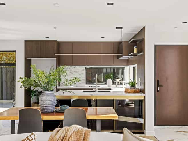 1/96 Innes Road, Saint Albans