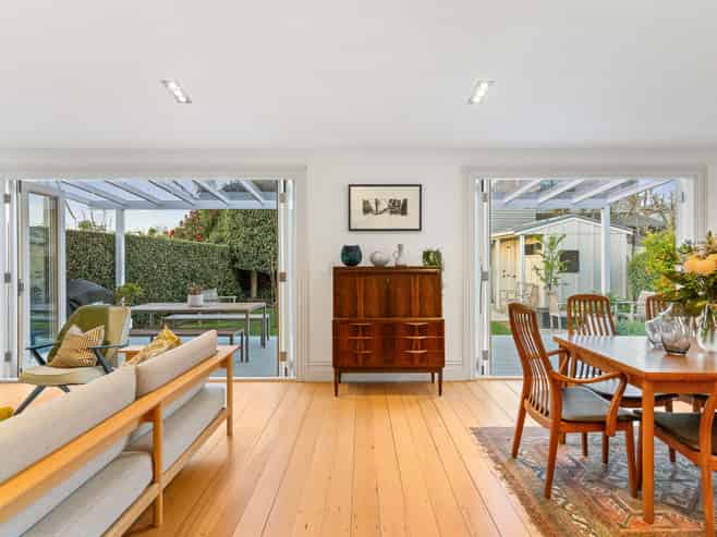 99 Burnley Terrace, Sandringham