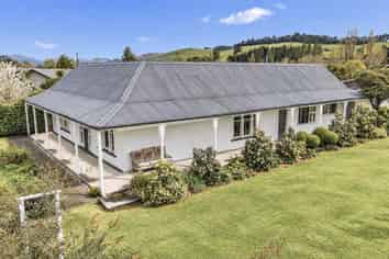 15 Montrose Street, Waiau