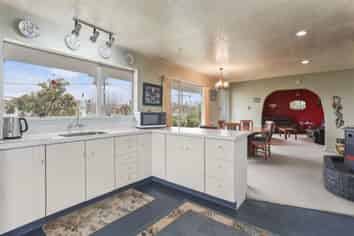 15 Montrose Street, Waiau