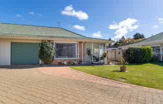 8/17 John Street, Trentham
