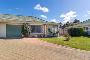 8/17 John Street, Trentham