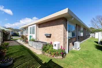 8/17 John Street, Trentham