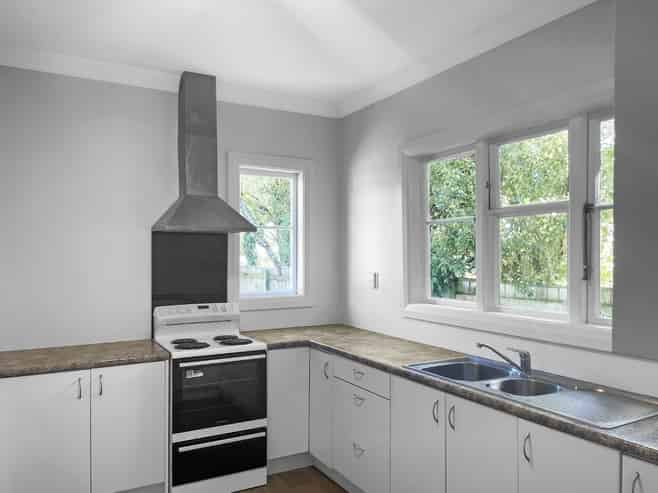 104 Stokes Valley Road, Stokes Valley