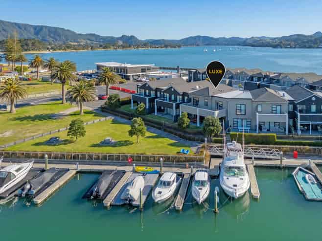 16/6 The Marina, Tairua