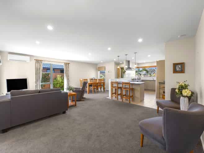 56 Becmead Drive, Harewood