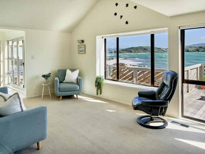 19 Moana Road, Plimmerton