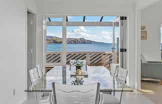 19 Moana Road, Plimmerton