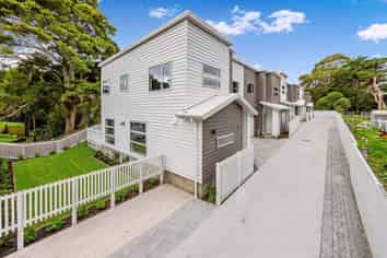 10/48-50 Claude Road, Hillpark