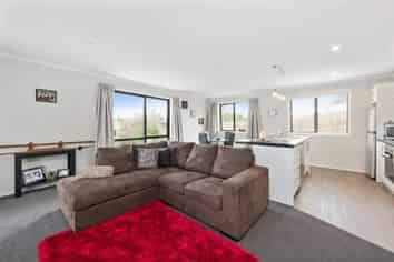 6 Hayden Way, Welcome Bay