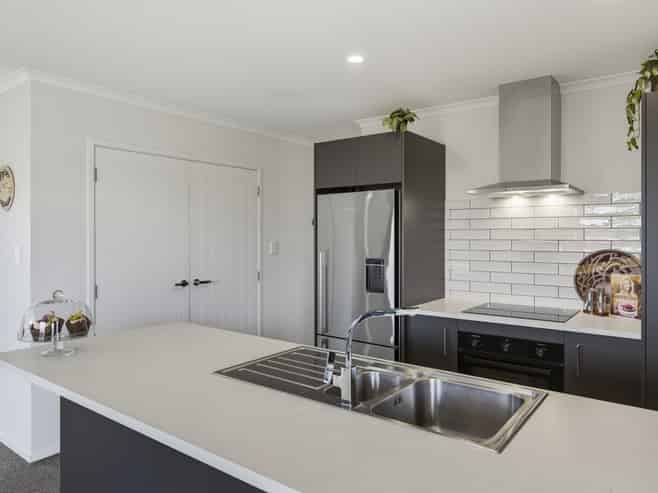 42 Tainui Street, Levin