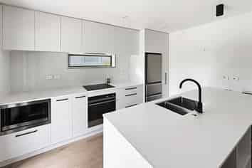 1/9 Queens Parade, Devonport