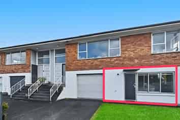 1/9 Queens Parade, Devonport
