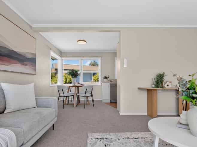 27 Joanna Place, Deanwell