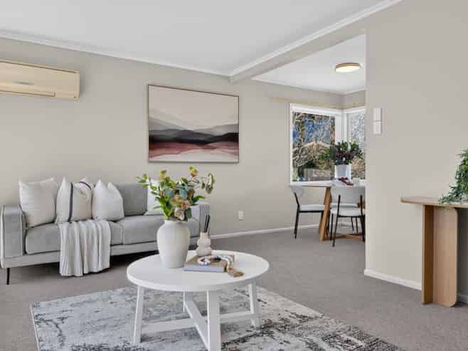 27 Joanna Place, Deanwell