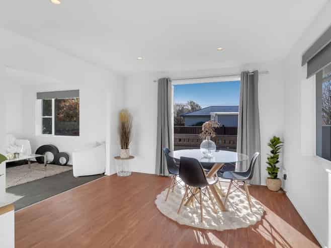 1/104 Stanbury Avenue, Somerfield