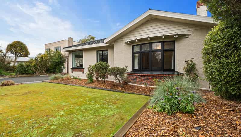 1/223 Queens Drive, Windsor
