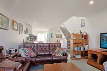 13/27 Birdwood Crescent, Parnell