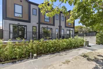 5/1 Hammond Street, Hamilton Central