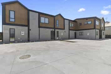 5/1 Hammond Street, Hamilton Central