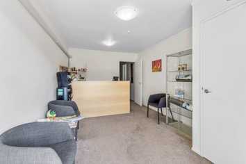 4/18 Airborne Road, Rosedale