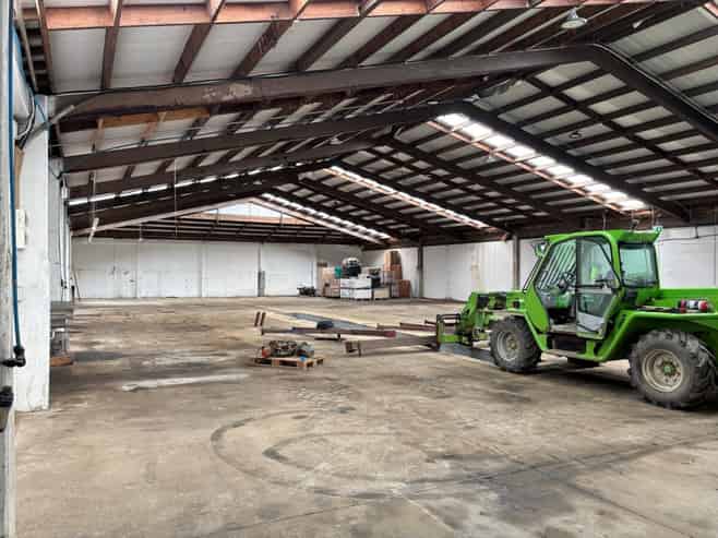 Substantial Workshop Facility with Large Yard