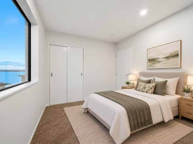 20 Harbourside Parade, Hobsonville