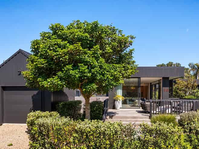9B Fourth Avenue, Onetangi