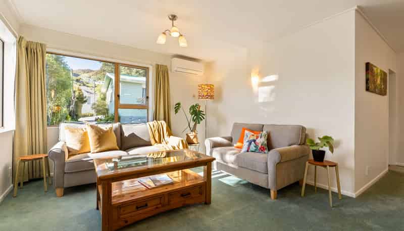 5/16 Henderson Street, Karori