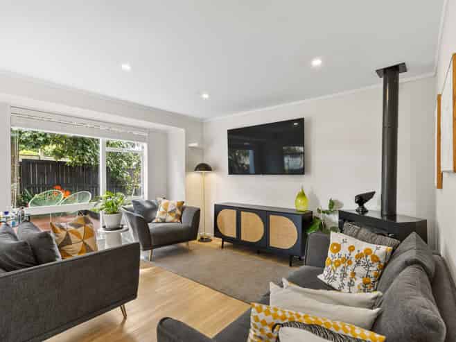 198 Captain Springs Road, Onehunga